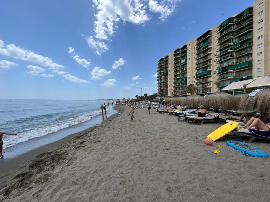 Apartamento En Playa Carvajal Fuengirola Esterno foto