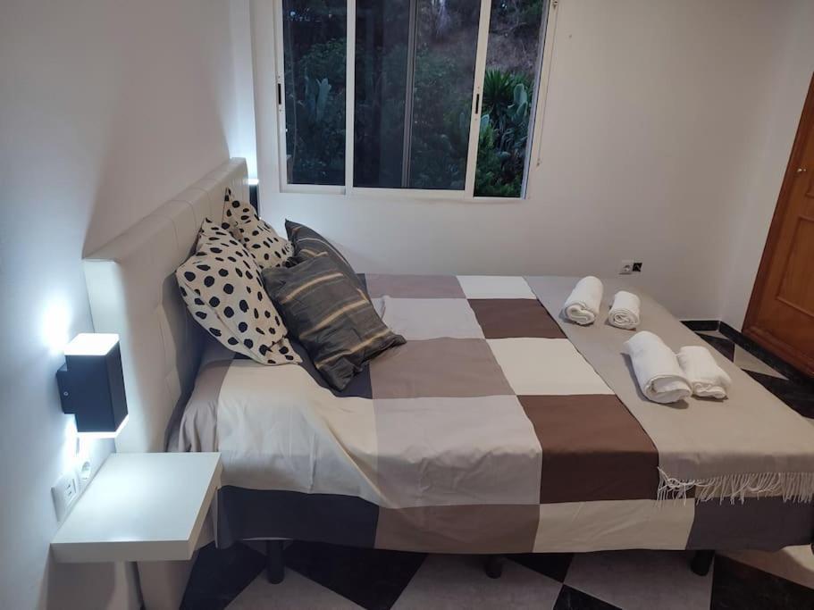 Apartamento En Playa Carvajal Fuengirola Esterno foto